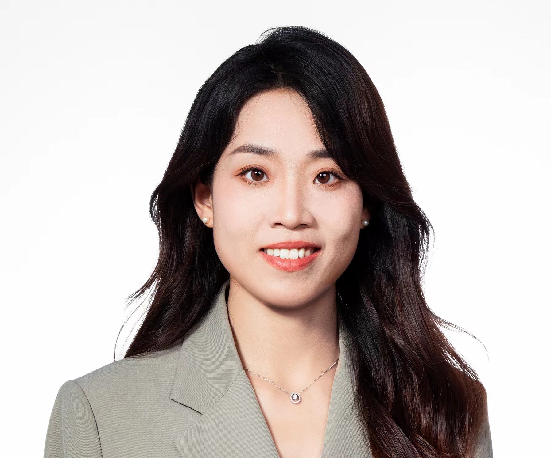 Portrait of Minghan Li
